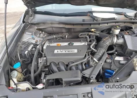 2008 Honda Accord 2.4 Ex from USA, damaged, VIN 1HGCP26768A023038